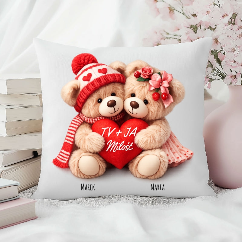 Poduszka z Imionami „Przytulone Misie” – Romantyczny Prezent dla Pary