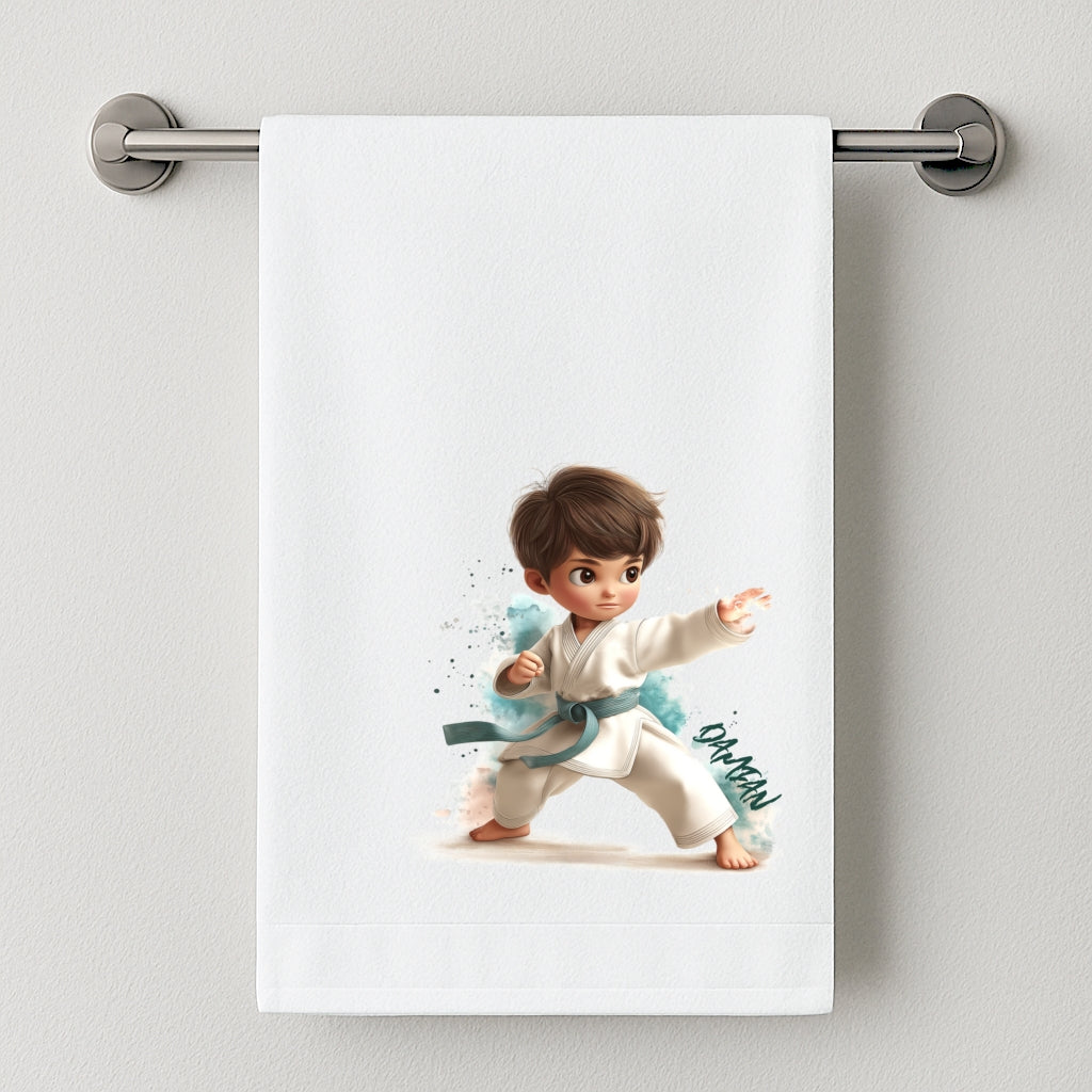 Spersonalizowany Ręcznik z Imieniem – Chłopiec w Kimonie Karate