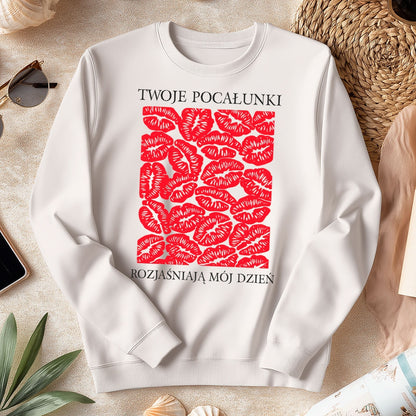 Personalizowana Bluza na Walentynki – Czerwone Usta + Twój Własny Napis, Prezent dla Niej