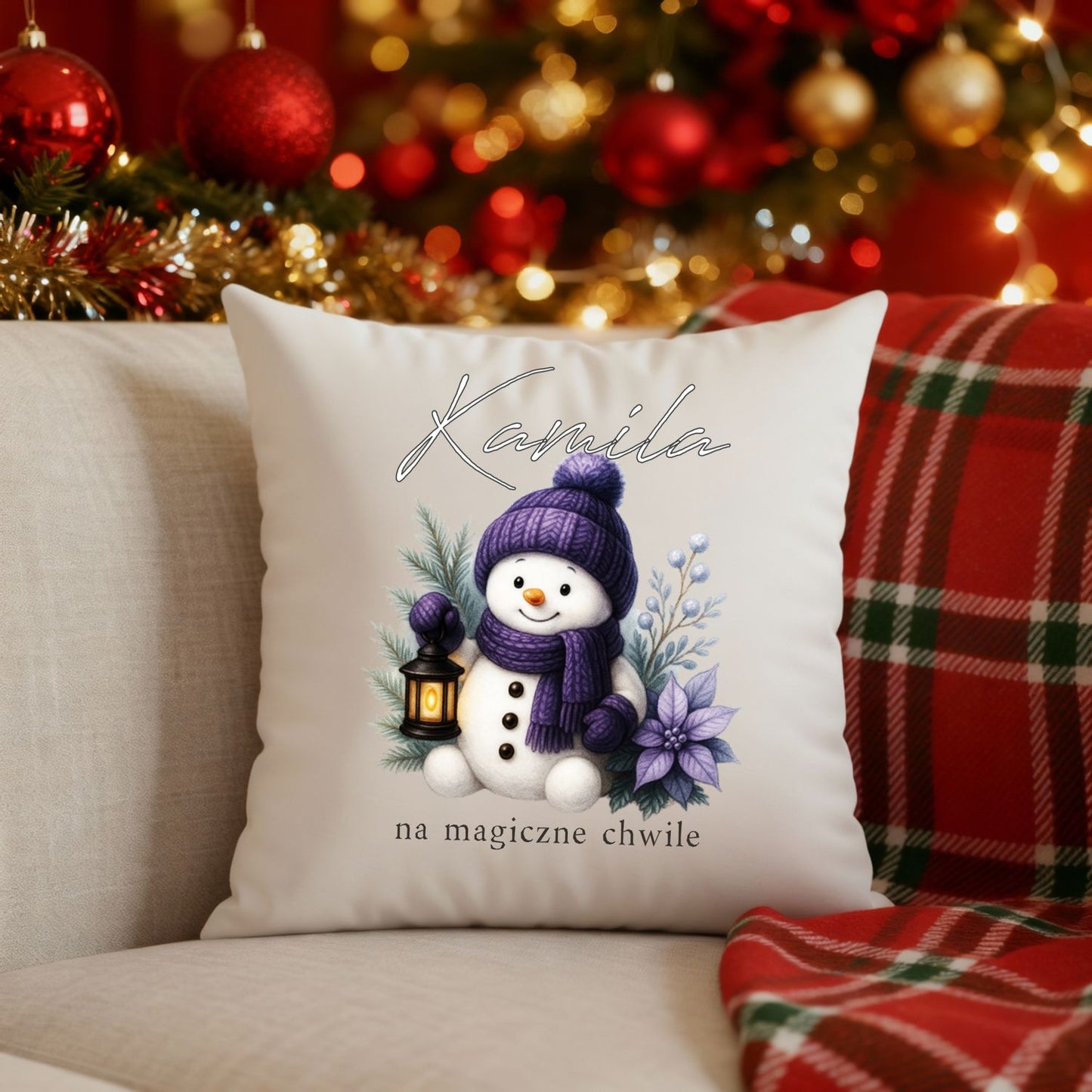 Personalizowana Świąteczna Poduszka z Bałwankiem i Imieniem – Magiczny Prezent na Boże Narodzenie