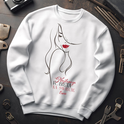 Personalizowana bluza „Najlepsza Kobieta na świecie” z imieniem – koszulka  dla niej – elegancki prezent dla kobiety