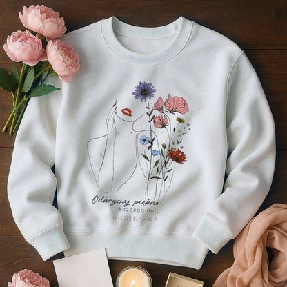 Personalizowana Bluza "Odkrywaj Piękno" – Twoje Imię, Estetyczny Line Art z Kwiatami, Wyjątkowy Prezent dla Niej