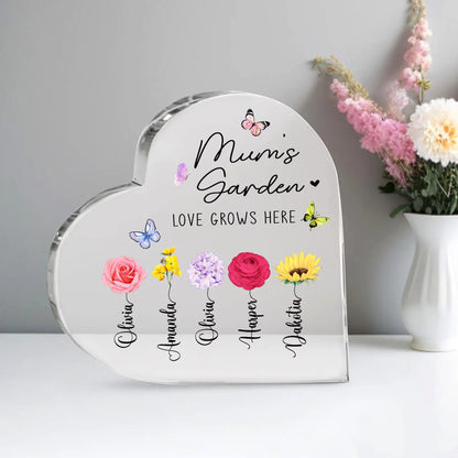 Spersonalizowany prezent w kształcie serca dla mamy lub babci z kwiatami