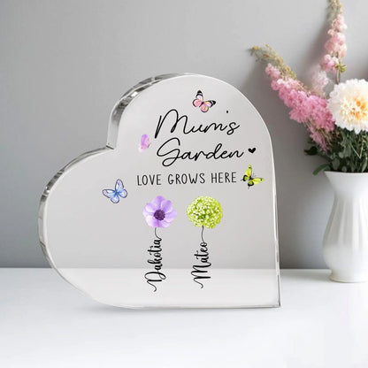 Spersonalizowany prezent w kształcie serca dla mamy lub babci z kwiatami