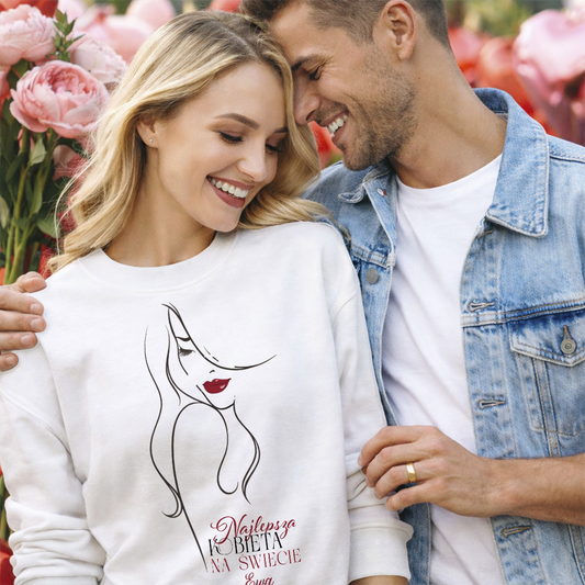 Personalizowana bluza „Najlepsza Kobieta na świecie” z imieniem – koszulka  dla niej – elegancki prezent dla kobiety