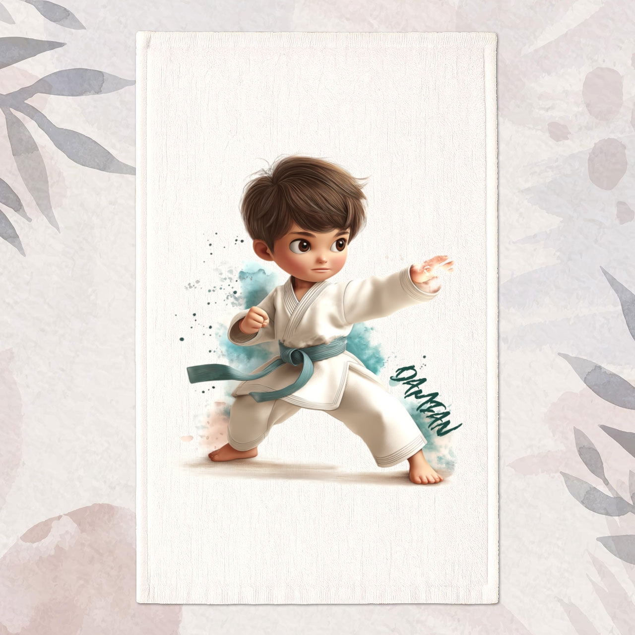 Spersonalizowany Ręcznik z Imieniem – Chłopiec w Kimonie Karate