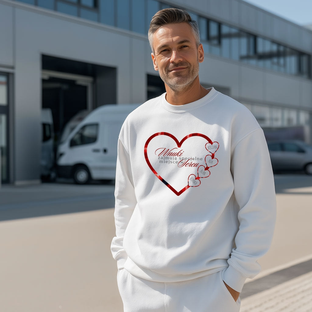 Personalizowany Świąteczny Swetshirt „Wnuki Zajmują Specjalne Miejsce w Sercu” – Prezent Rodzinny z Imionami Wnuków