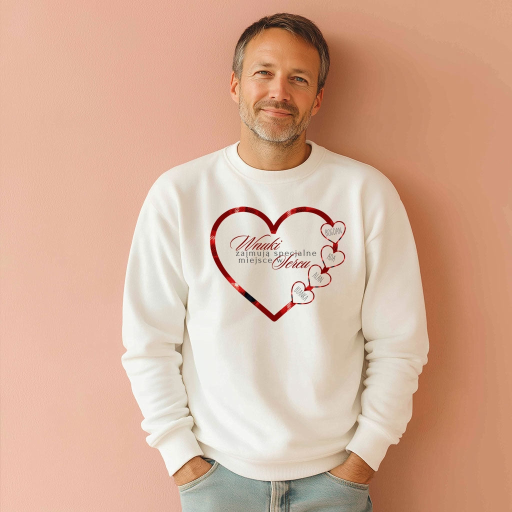 Personalizowany Świąteczny Swetshirt „Wnuki Zajmują Specjalne Miejsce w Sercu” – Prezent Rodzinny z Imionami Wnuków