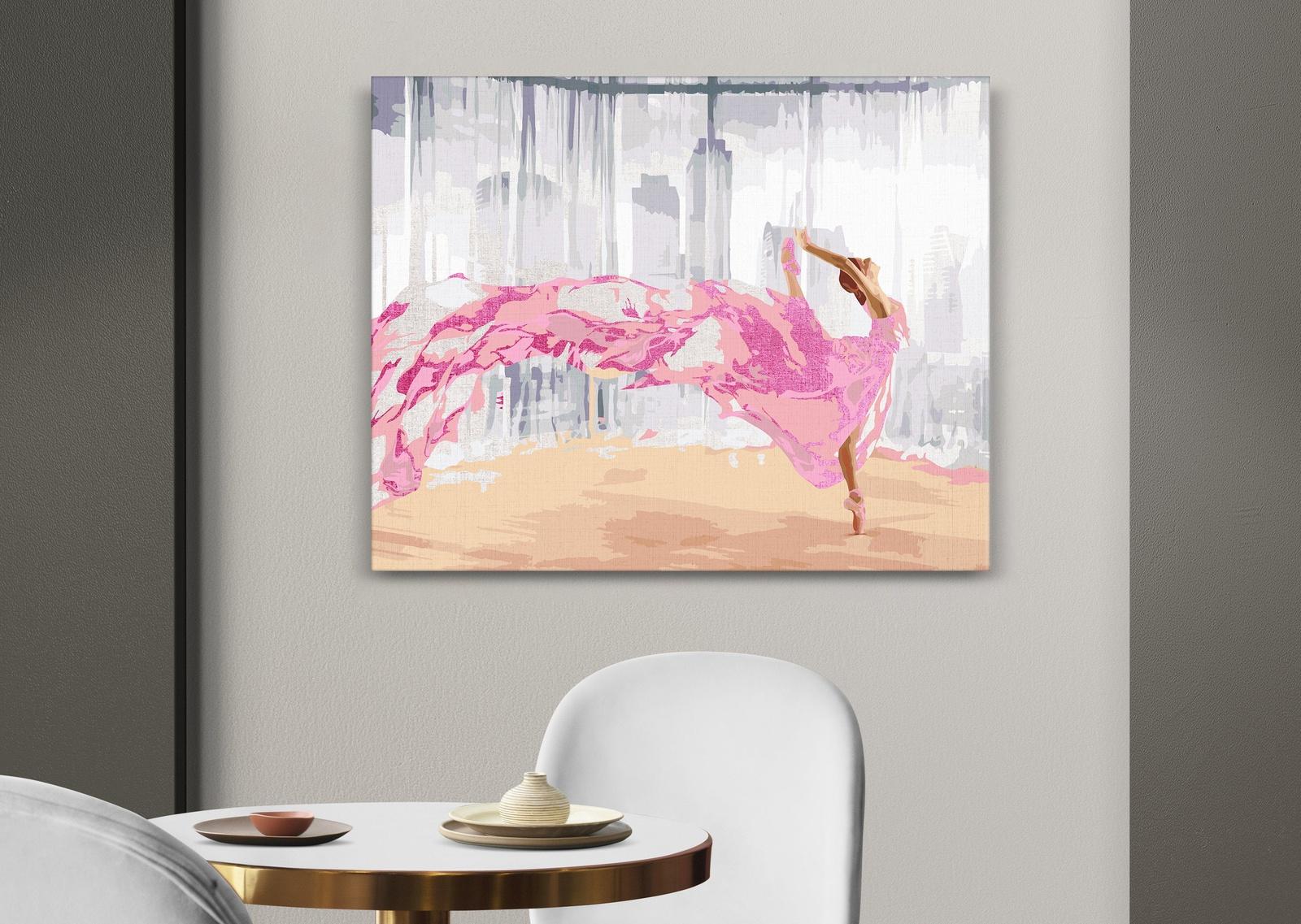 Baletnica w Różowej Sukience CH0662